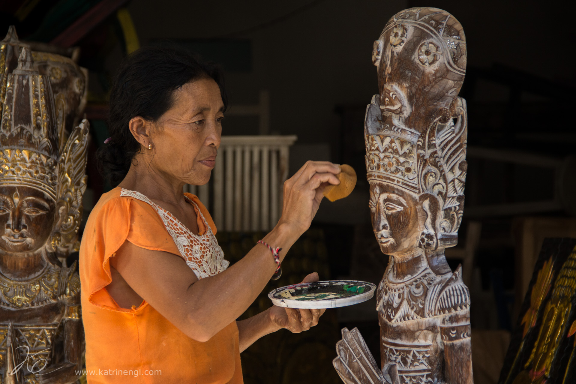 Bali Ubud women handcraft