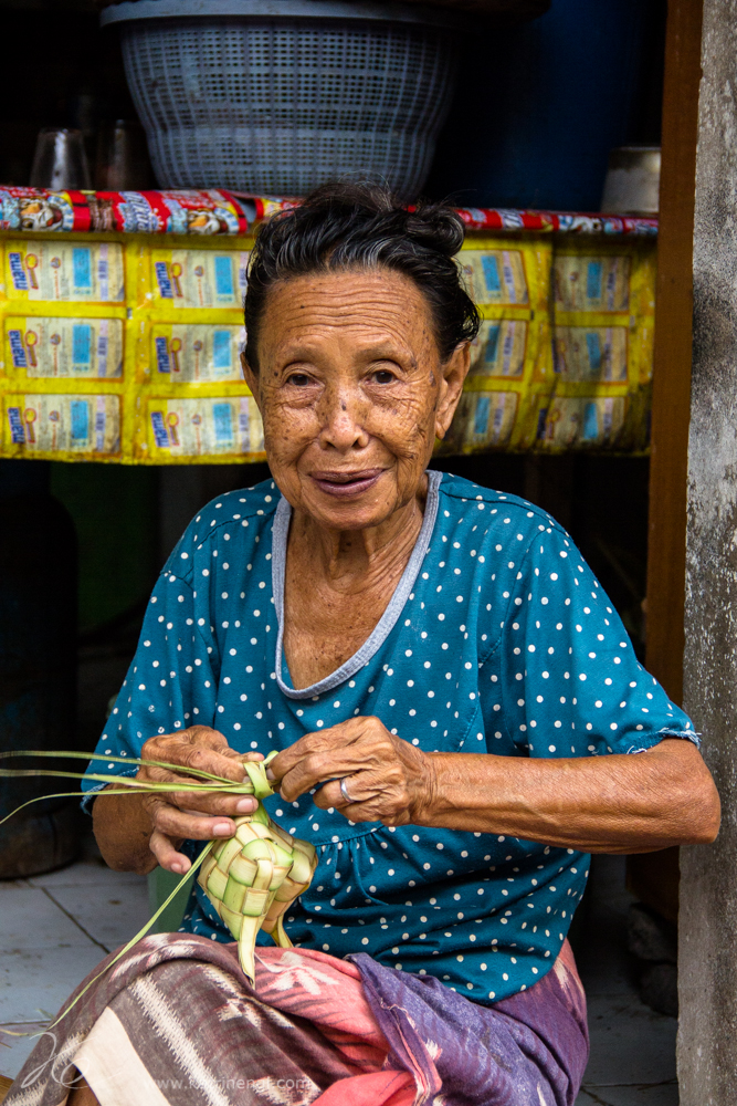 Bali Tenganan women